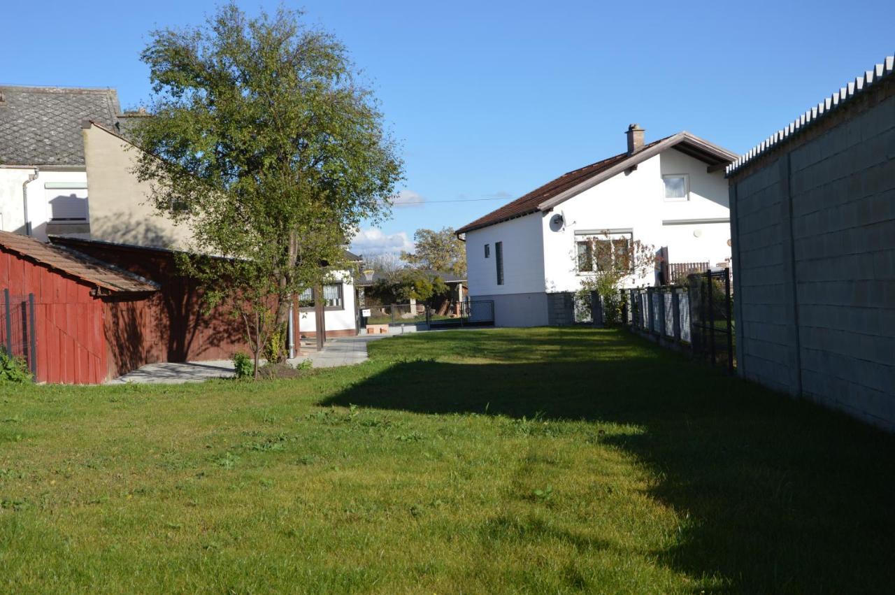 Kinderlachen Garantiert Lutzmannsburg Exteriör bild